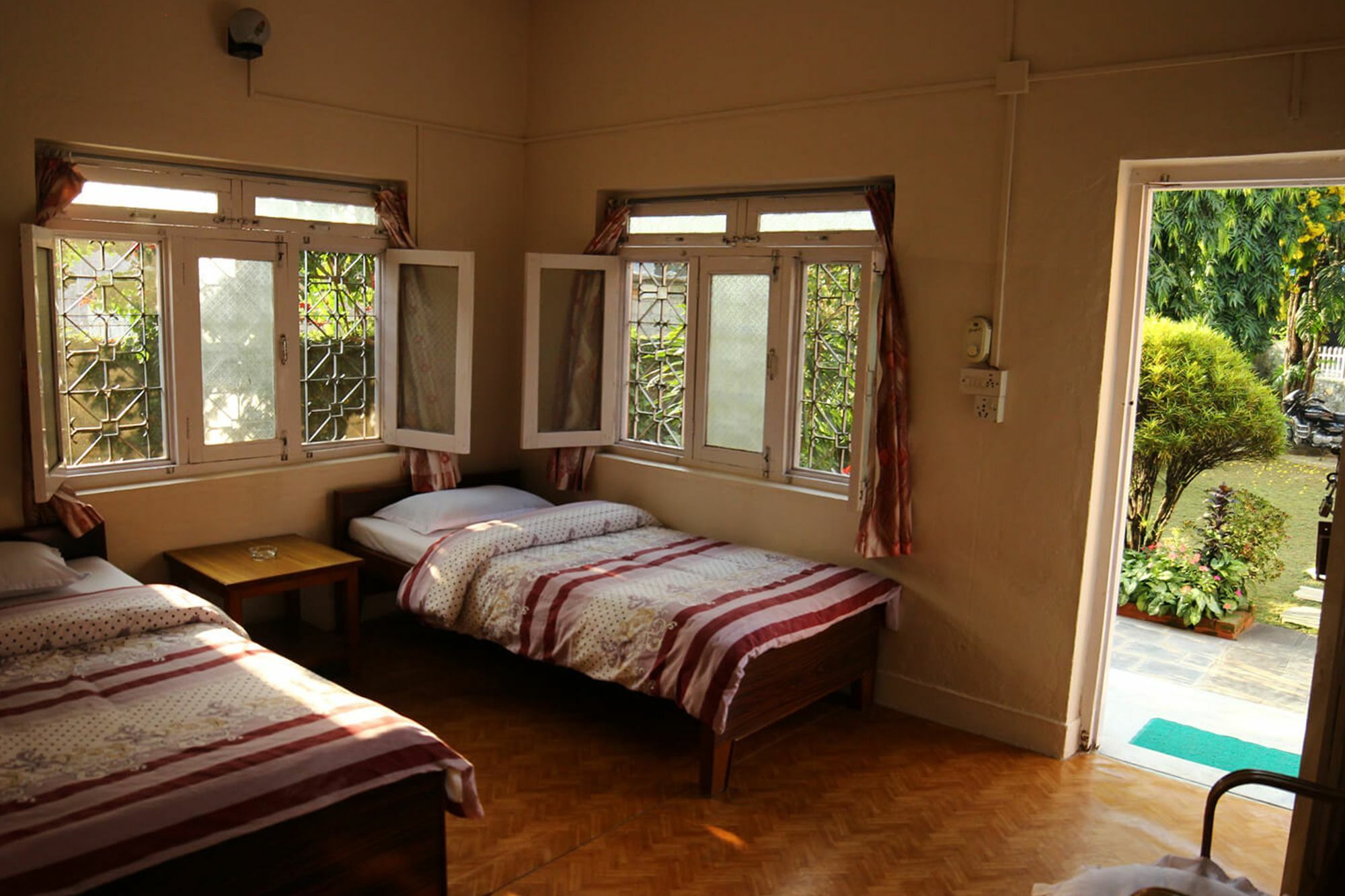 New Tourist Guest House بوكْرا المظهر الخارجي الصورة
